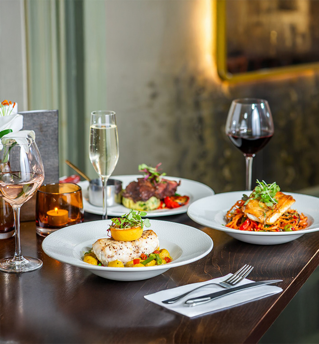 Luxury Wine this Easter at The Queen & Castle in Kenilworth